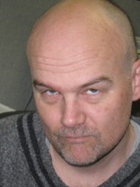 Person who looks like Michael Chiklis