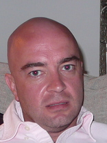 Person who looks like Evan Handler