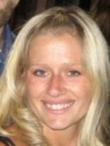 Person who looks like Julie Benz