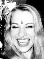 Person who looks like Jeri Ryan