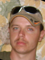 Person who looks like David Charvet