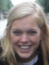 Person who looks like Teresa Palmer