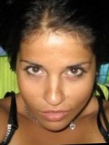 Person who looks like Tia Texada