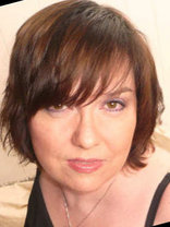 Person who looks like Julie Pinson