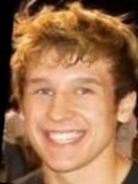 Person who looks like Benjamin McKenzie