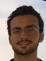 Person who looks like David Charvet