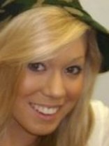 Person who looks like Mariah Carey