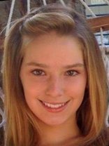 Person who looks like Emily VanCamp