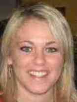 Person who looks like Elizabeth Banks