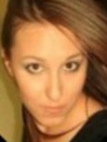 Person who looks like Sarah Carter