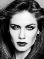 Person who looks like Kathleen Robertson