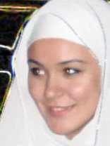 Person who looks like Julia Stiles