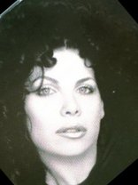 Person who looks like Linda Evangelista