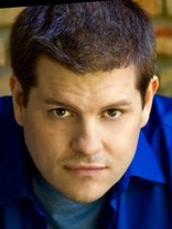 Person who looks like David Boreanaz