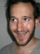 Person who looks like Breckin Meyer