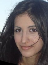 Person who looks like Padma Lakshmi