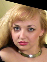 Person who looks like Samantha Mathis