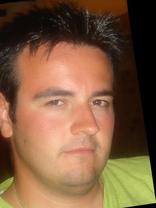 Person who looks like Matthew Perry