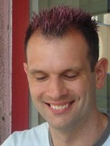 Person who looks like Steve Valentine