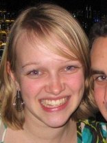 Person who looks like Dakota Fanning