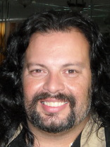 Person who looks like Benjamin Bratt