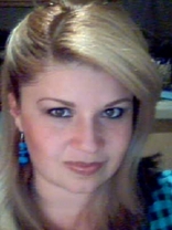 Person who looks like Samaire Armstrong