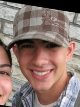 Person who looks like Topher Grace