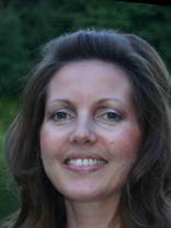 Person who looks like Catherine Deneuve