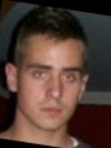 Person who looks like Eric Szmanda