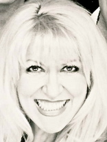 Person who looks like Leeza Gibbons