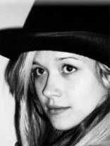 Person who looks like Majandra Delfino