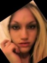 Person who looks like Gwen Stefani