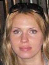 Person who looks like Scarlett Johansson