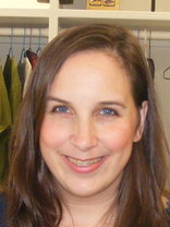 Person who looks like Perrey Reeves