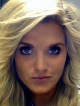 Person who looks like Anna Faris