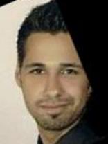 Person who looks like Gael García Bernal