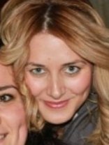 Person who looks like Jessica Capshaw