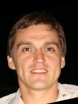 Person who looks like Steve Howey