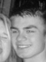 Person who looks like Tyler Hilton