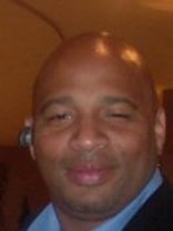 Person who looks like Damon Wayans