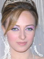 Person who looks like Paris Hilton