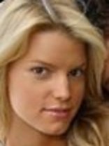 Person who looks like Jessica Simpson