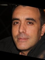 Person who looks like Bobby Cannavale