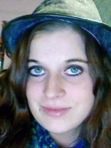 Person who looks like Zooey Deschanel