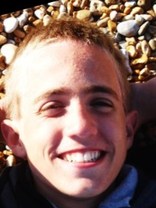 Person who looks like Ian Ziering