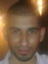 Person who looks like David Schwimmer