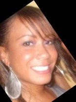 Person who looks like Mariah Carey