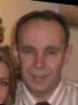 Person who looks like Stanley Tucci