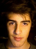 Person who looks like Jason Schwartzman