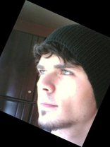 Person who looks like Justin Chatwin